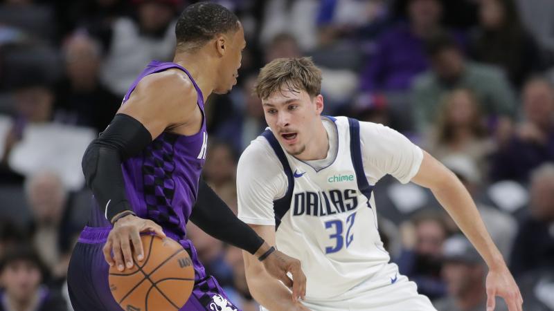 足球报：本土教练担纲国足主帅的可能性大增，邵佳一已报名（足球报：国足主帅本土化趋势明显，邵佳一已报名）