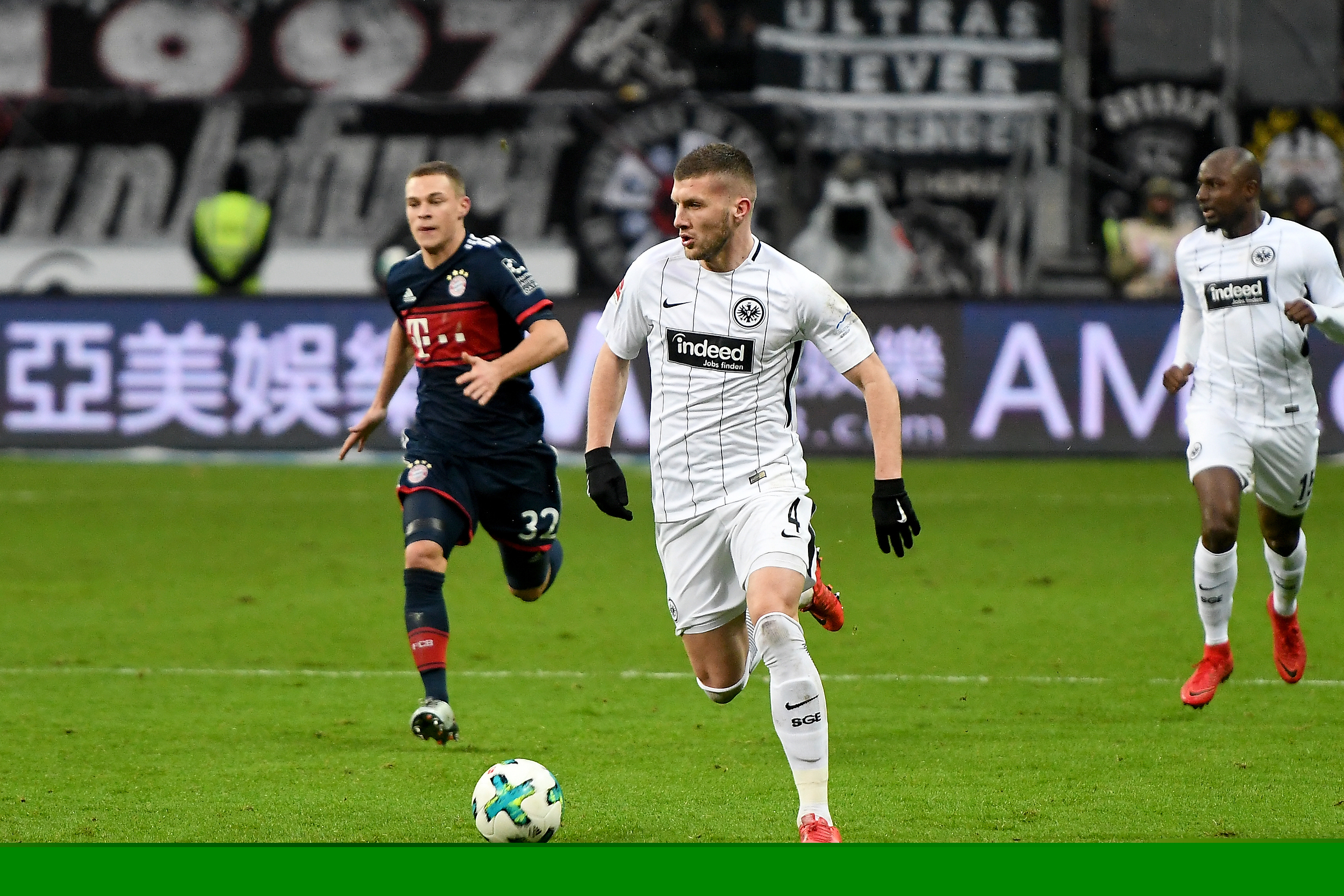 黄希扬：希望在向余望这一代人身上实现世界杯梦想（黄希扬：期待向余望这一代圆世界杯梦）