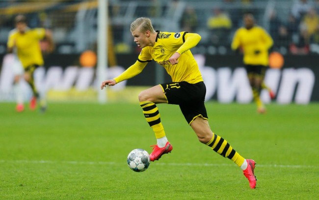 爆冷输江苏后再惨败广州！辽篮一输到底：冲击前八悬了？（连续不敌江苏又惨败广州，辽篮颓势难止：前八前景告急？）