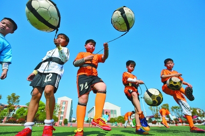 维拉2-1巴塞尔，盖桑、达尼柳克破门，蒂勒曼斯建功（阿斯顿维拉2-1力克巴塞尔：盖桑、达尼柳克先后破门，蒂勒曼斯立功）