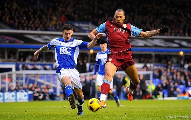 击败奥斯梅恩&萨拉赫！官方：阿什拉夫当选25年非洲足球先生（官方确认：阿什拉夫力压奥斯梅恩与萨拉赫，荣膺25年非洲足球先生）