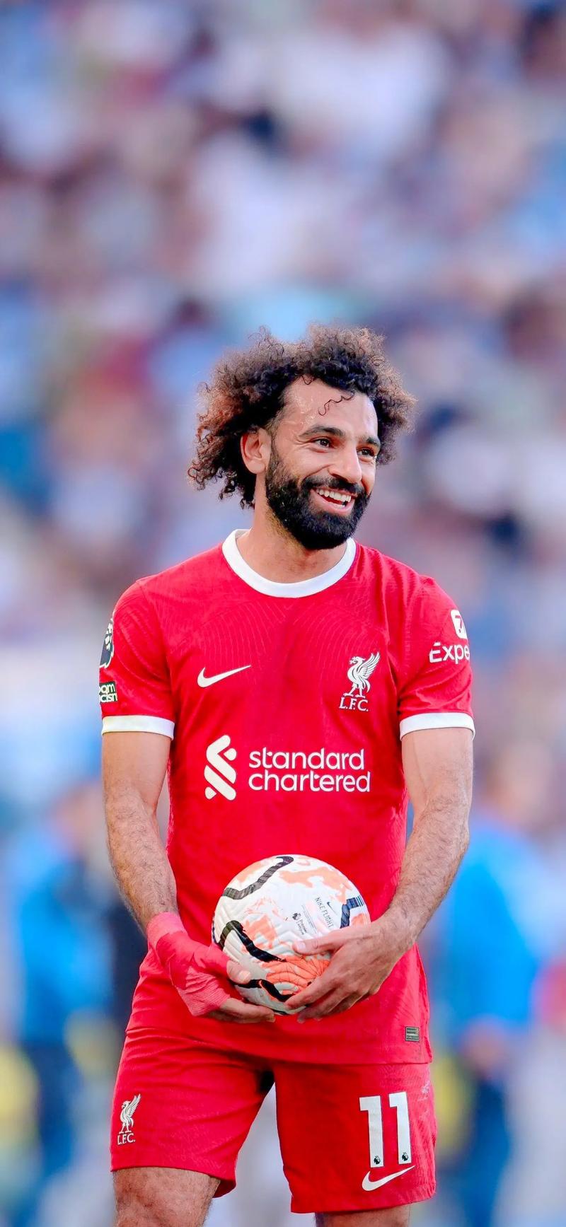 阿什拉夫荣膺2025年非洲足球先生，拉莫斯社媒发文祝贺（阿什拉夫当选2025年度非洲足球先生，拉莫斯社媒送祝福）