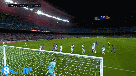 前锋冷静破门，展现成熟心态