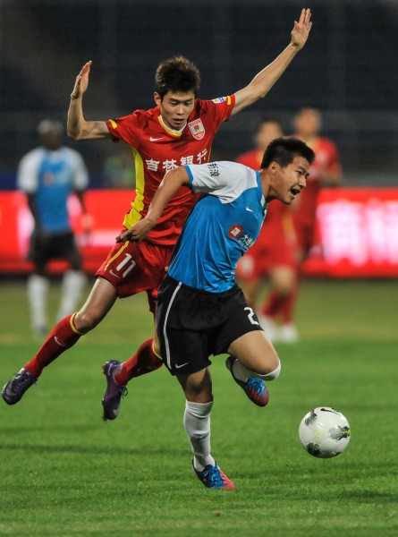 阿尔瓦雷斯马竞生涯欧冠进球数上双，成队史第三人（阿尔瓦雷斯欧冠为马竞进球破两位数，队史第3人）