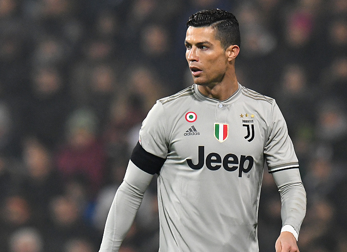 世体：巴塞罗那市长将来诺坎普看比赛，预留主席台第一排位置（世体：巴塞罗那市长将赴诺坎普观赛，主席包厢首排座已预留）