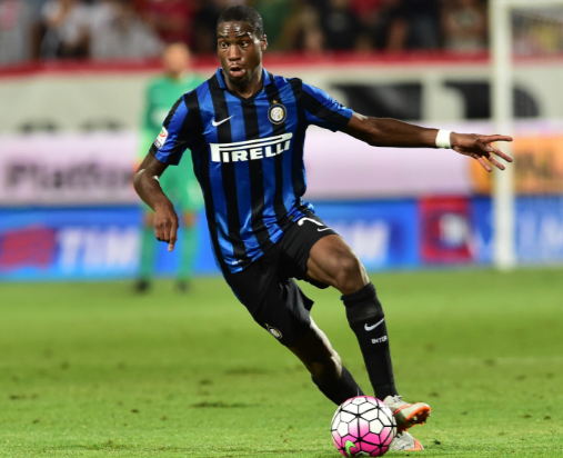 每体：一家土超俱乐部的现任主席和前主席涉赌被逮捕（每体：土超某俱乐部现任与前任主席因涉赌被捕）