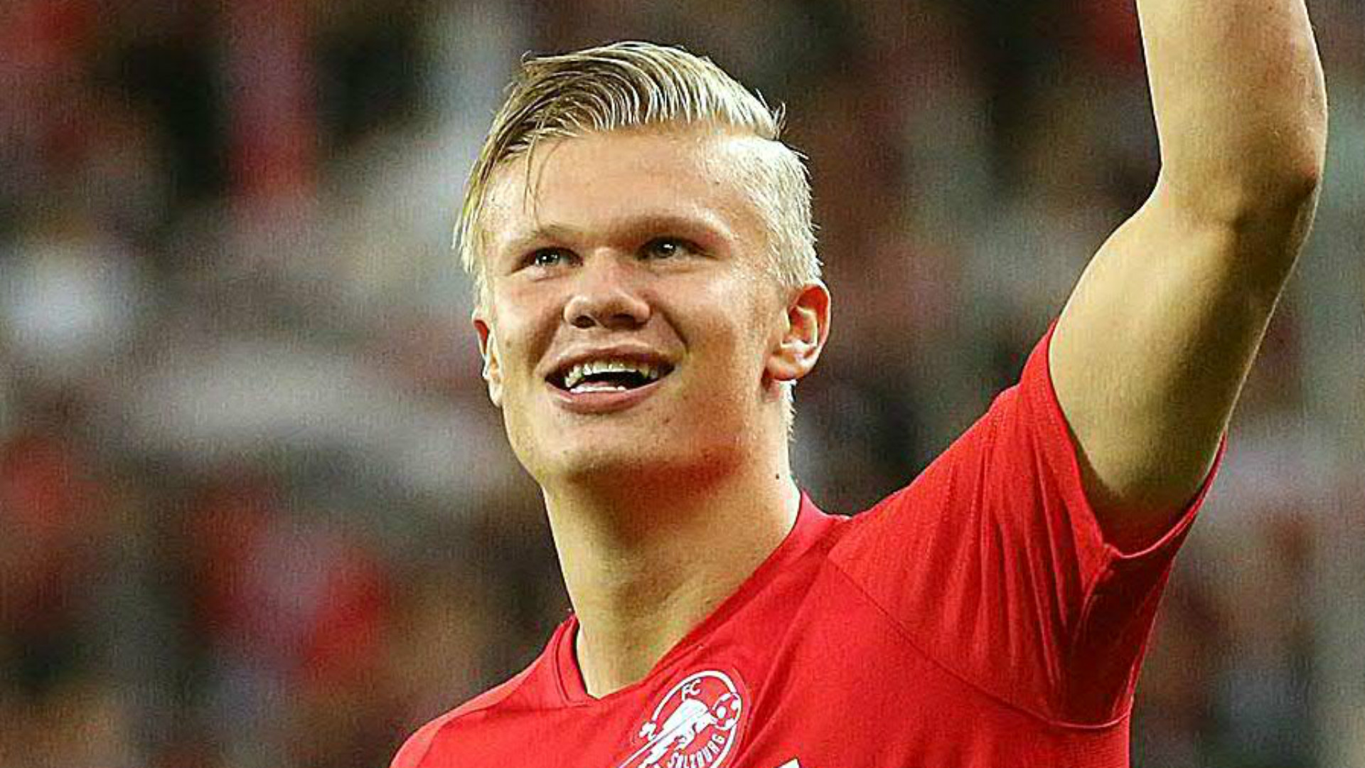 半场战报：尤文2-1卡利亚里，伊尔迪兹双响，弗拉霍维奇伤退（半场快讯：尤文暂2-1领先卡利亚里，伊尔迪兹梅开二度，弗拉霍维奇因伤离场）