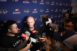 全市场：拉齐奥接近免签因西涅，年薪130万欧签约至明年6月（全市场：拉齐奥将免签因西涅在即，合同至明年6月，年薪130万欧）